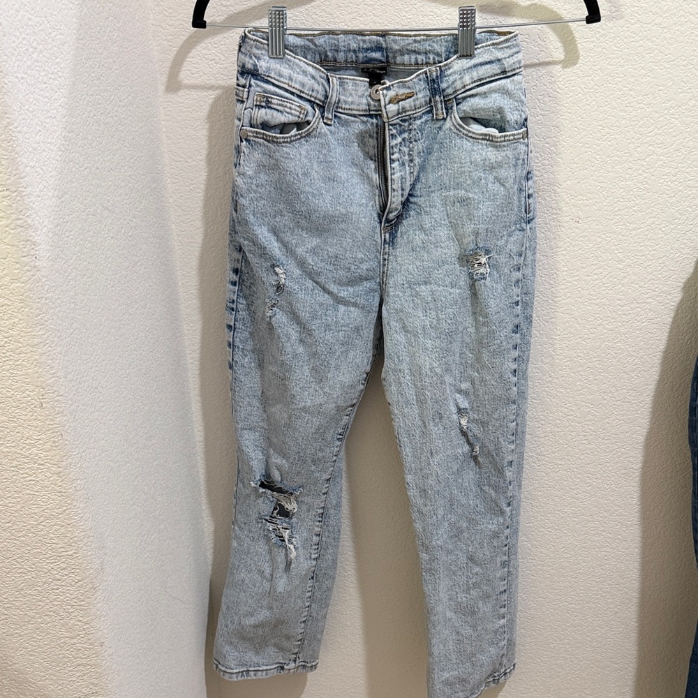 Art Class Light Blue Cropped Jeans